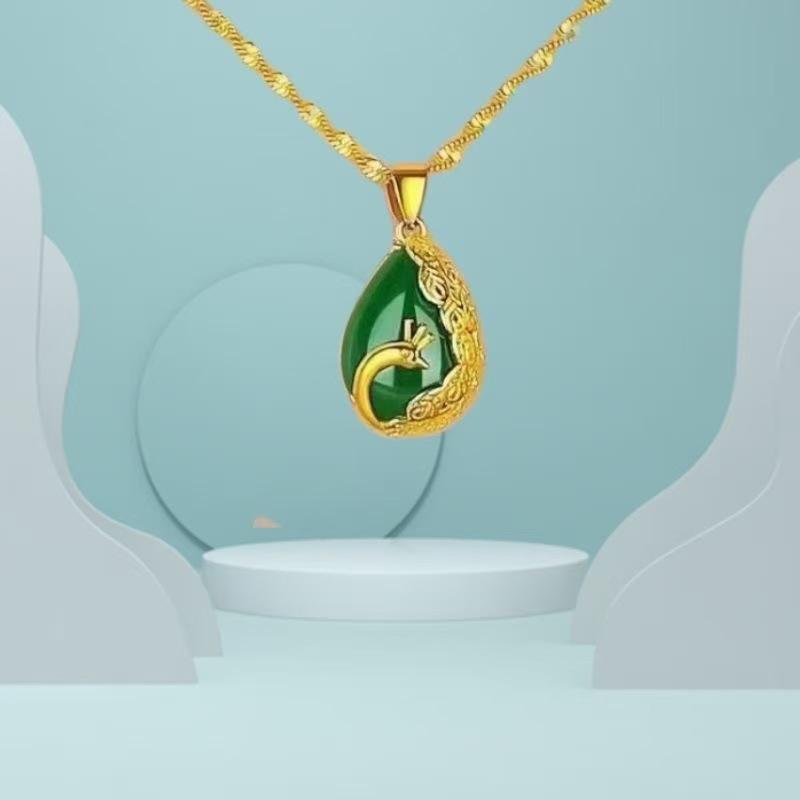 2026 Fashion: Green-Gold Phoenix Water Wave Chain Necklace with Chalcedony Pendant for Women