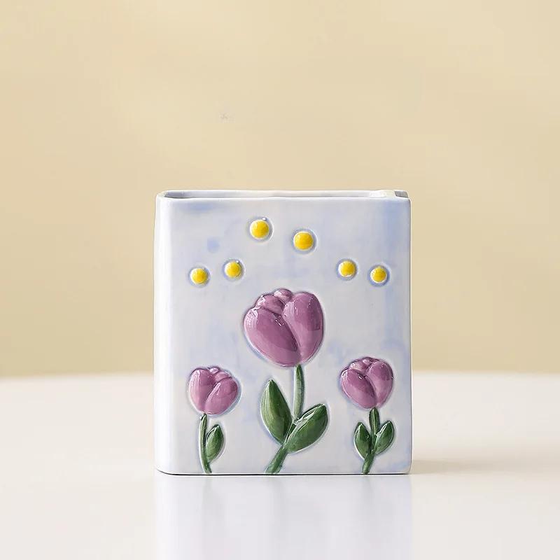 

Cute Tulip Ceramic Pen Holder, Student Desk Organizer, Book-Shaped 3D Relief Storage Holder, Home Decor