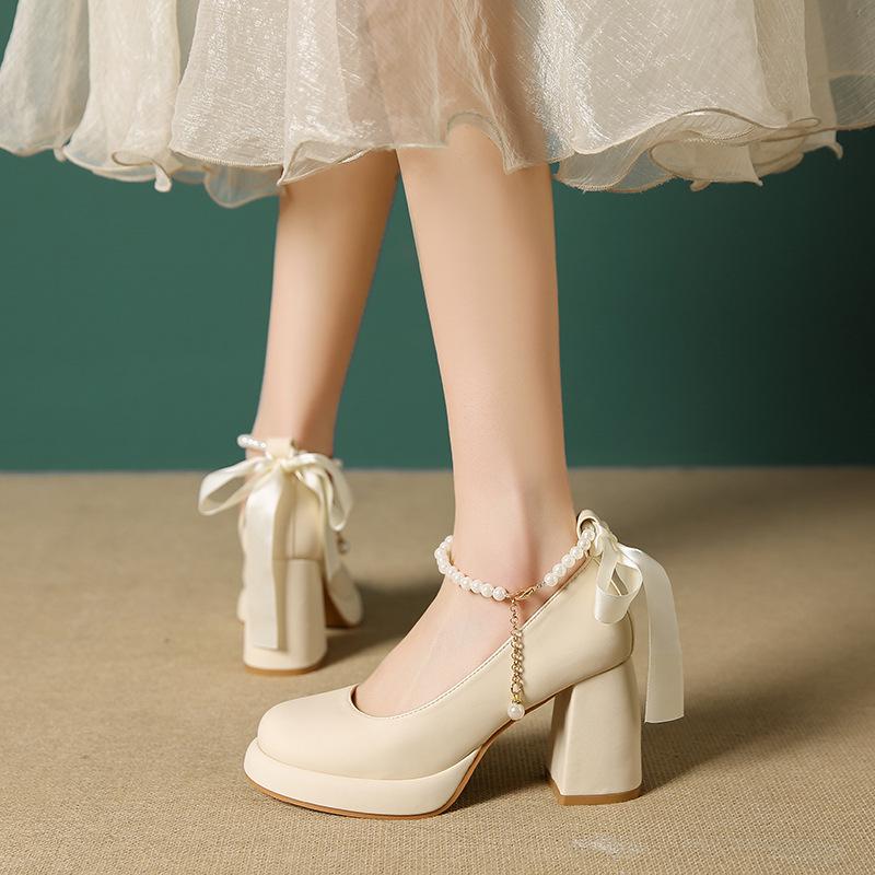 

Real soft leather single shoes temperament thick heel bow high heels women s 2025 new sweet retro French Mary Jane shoes 34 чёрный