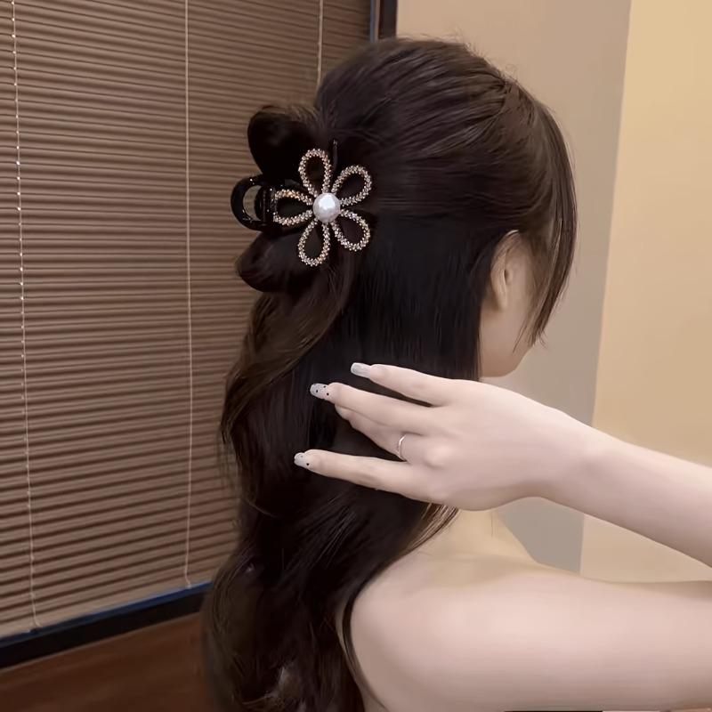 Exquisite Sparkling Diamond Hollow Flower Hair Clip Female 2024 New Hairpin High-End Back of Head Updo Shark Clip Headwear