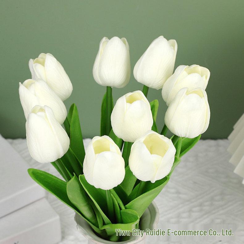High-Quality Tulip Faux Flower Bouquet for Luxurious Indoor Decor