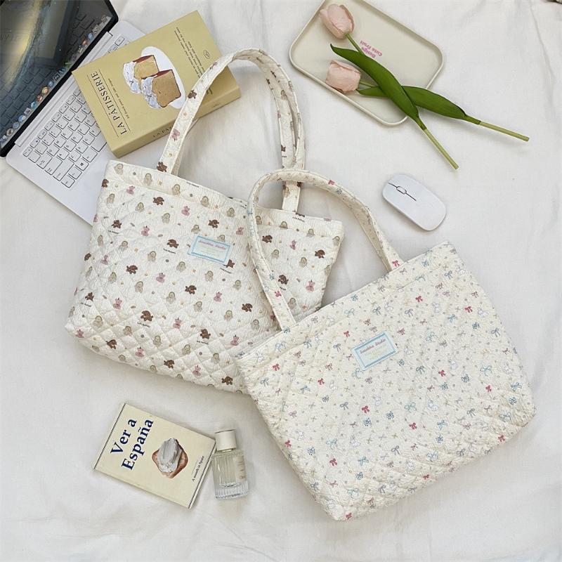 Carto Print Women Quilted Shoulder Bags Cute Floral Large Capacity Ladies Shopper Bags Portable Female Clutch Purse Handbags