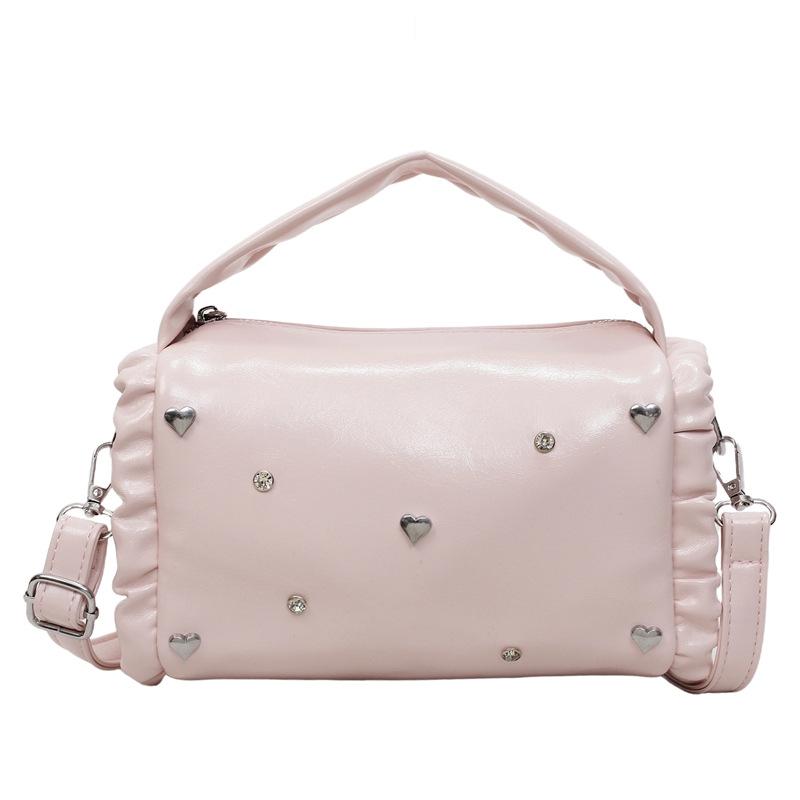 Dumpling bags are popular this year, women's 2025 new Korean version fashion rivet messenger bag pleated shoulder pillow bag