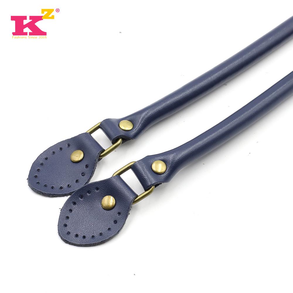 Svart Äkta Läder Ko-hud Axelväska med Handtag och Handrem - 60cm Handgjorda Accessoarer