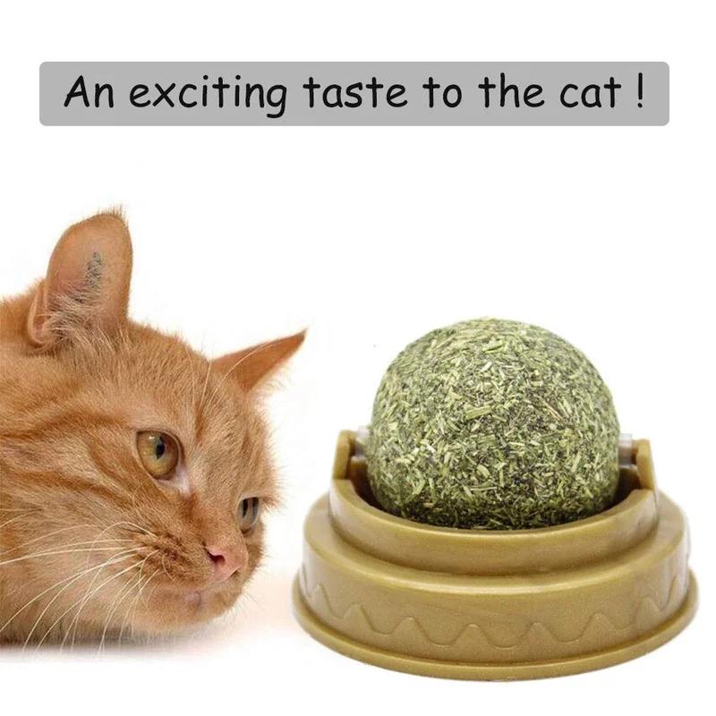 Natural Catnip Ball Rotating Cat Toy Edible Cat Mint Lickable Treats for Kittens Teeth Cleaning