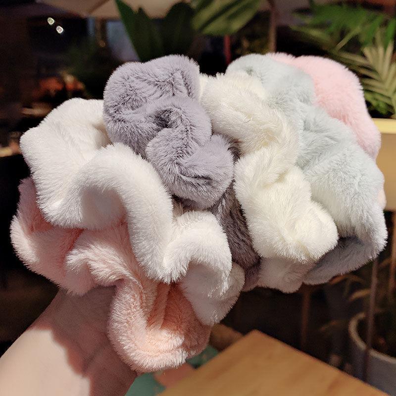 Warm Soft Velvet Hair Scrunchies Furry Elastic Hair Band Women Girls Ponytail Holder Hair Rubber Band Hair Ties Hair Accessories
