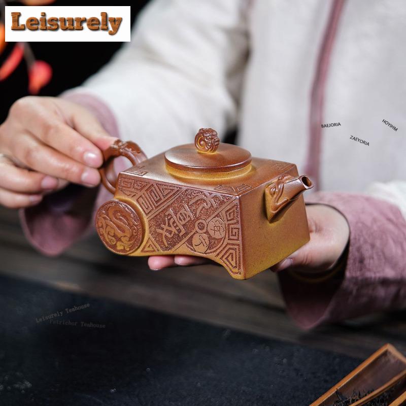 111ml Exquisite Yixing Purple Clay Teapots Handmade Engraving Pot Raw Ore Section Mud Kettle Zisha Tea Set Tea Services Ornament