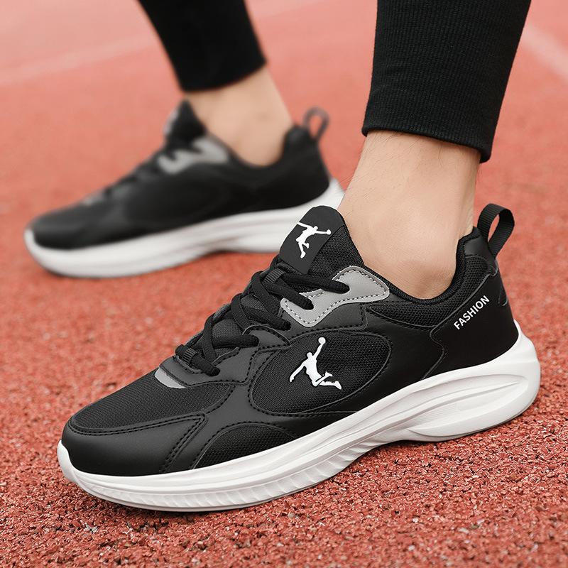 

Мужская обувь Спортивные кроссовки на мягкой подошве Мужская повседневная обувь Легкая и нескользящая сетчатая обувь 45 чёрный