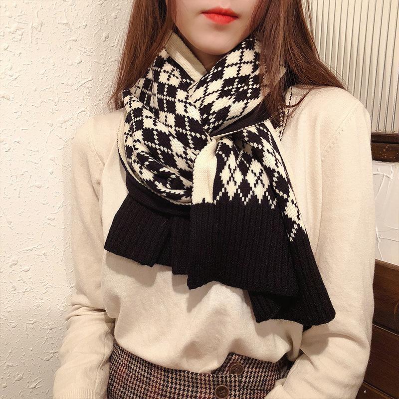 New Year's gift, scarf women's winter Korean version of versatile diamond student couple warm double-sided knitted scarf