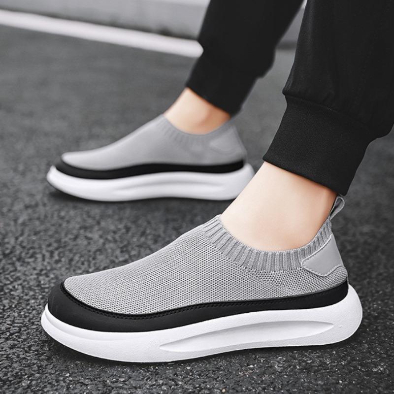 2025 New Men's Shoes Breathable Mesh Canvas Shoes Fashion Elastic Socks Running Shoes Comfortable Sneakers Men's Casual Loafers
