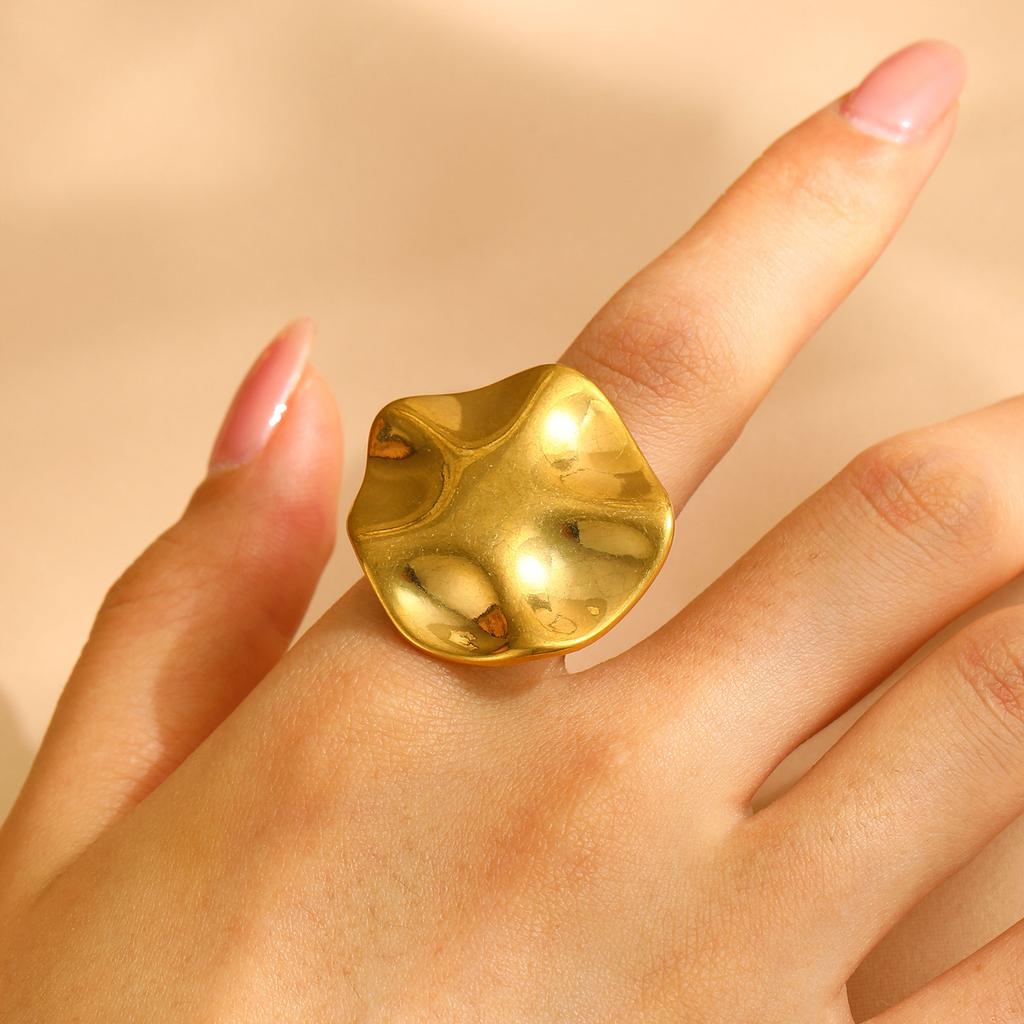 Stainless Steel Classic Flower Leaf Ring Pearl Stacked Ring Large Exaggerated Ring Women Gold Color Fine Jewelry Gifts for Her