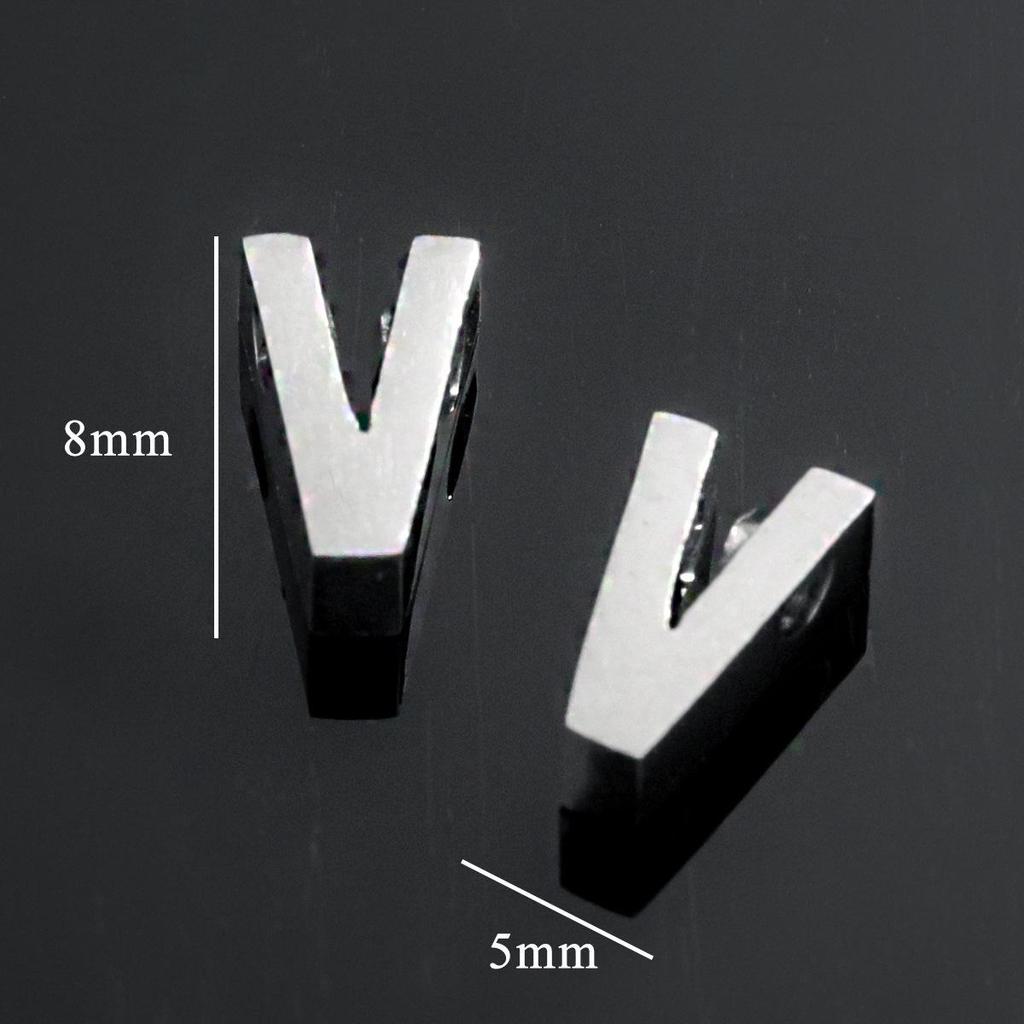 DZ Stainless Steel 26 English 3D Letter Pendant Necklace - Handmade Niche Design