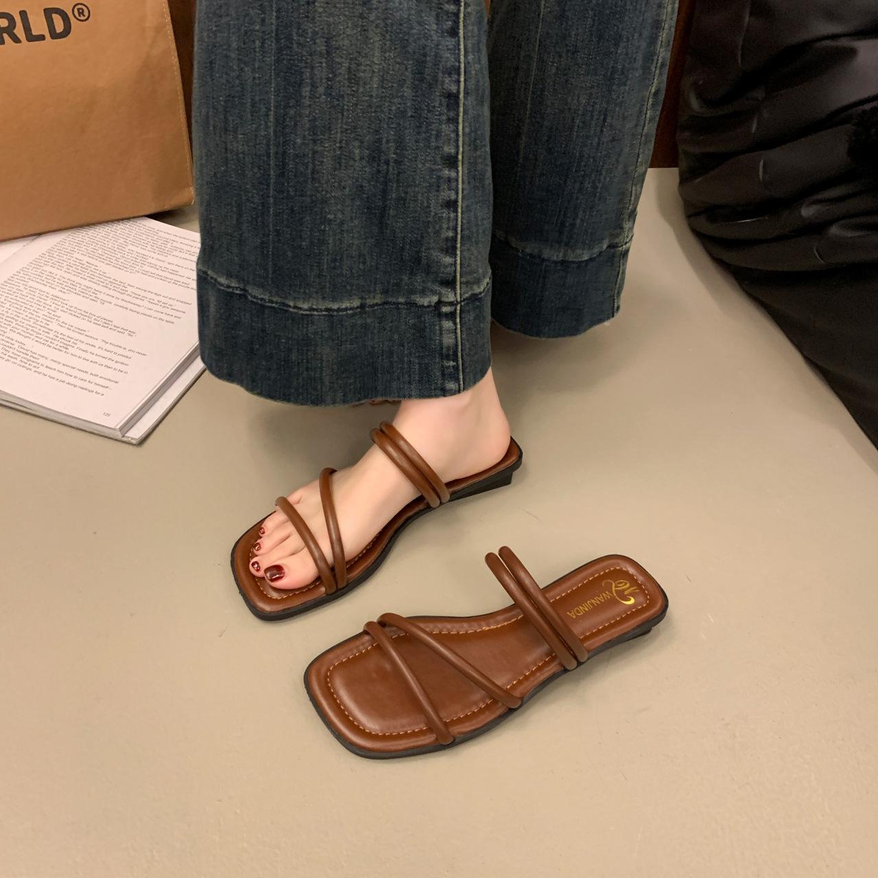 

Fashion Women Slippers 2025 Summer Open-toe Outdoors Beach Sandals Fashion Comfortable Flat Casual Slippers Roman French-style Sandals 35 кофейный