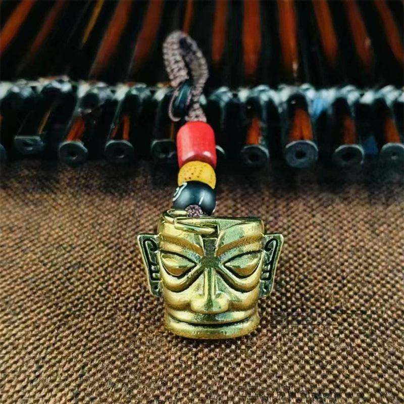 1Pc Vintage Brass Sanxingdui Prayer Priest Keychains Lanyard Pendants Handmade Rope Car Key Chain Rings Hanging