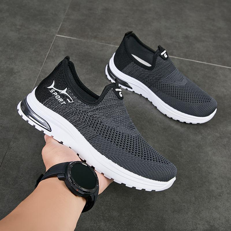 

Дышащая мужская повседневная обувь на весну и лето модная и легкая с мягкой подошвой, а также спортивная и повседневная мужская обувь из летучего трикотажа. 40 standard shoe size