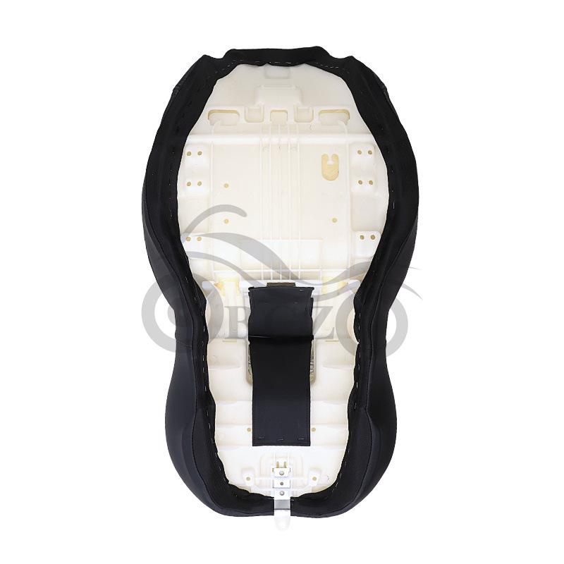 Harley Glide Street CVO Two-Person Integrated Seat Cushion 09-22