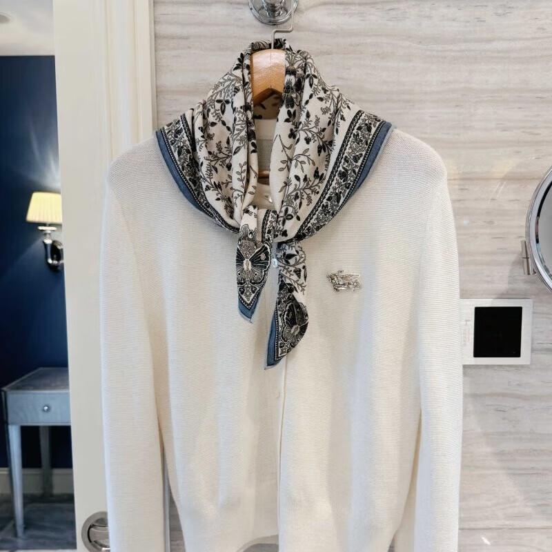 NINA SOLOR Elegant Double-Sided Silk Wool Scarf