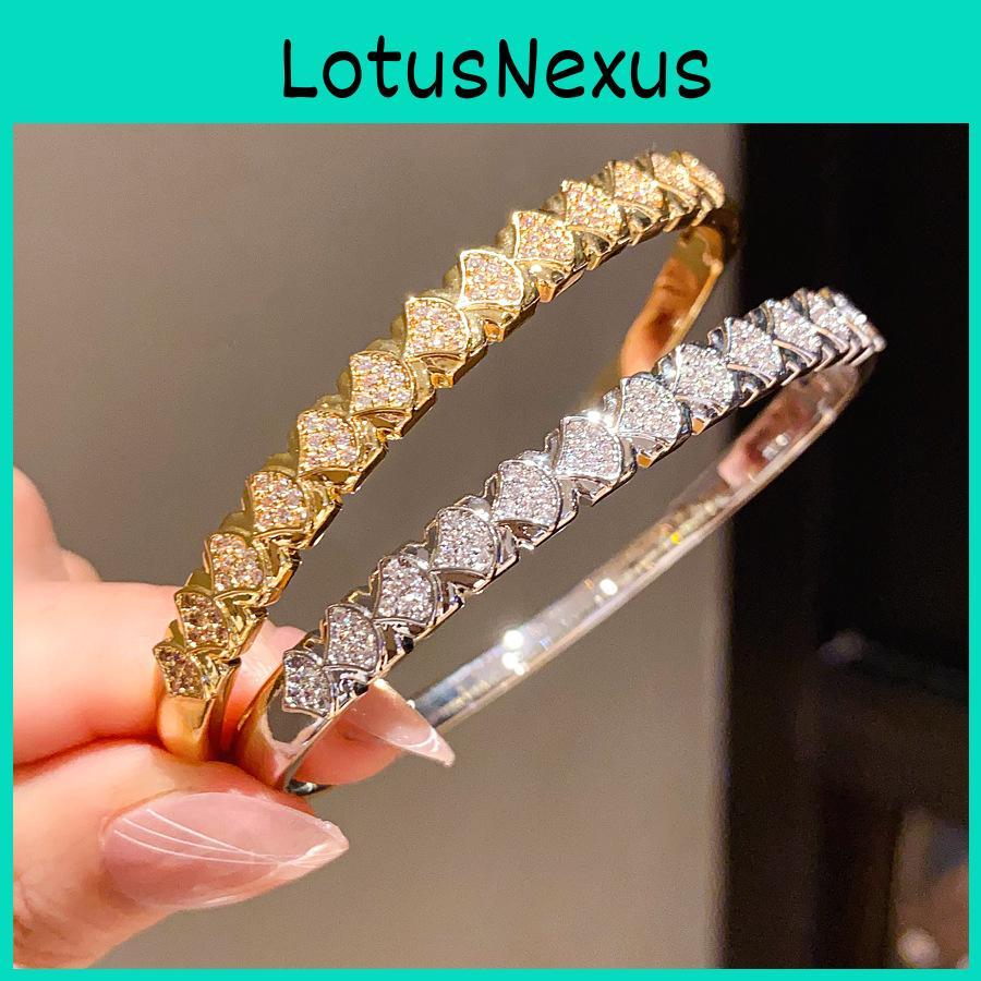 Copper Zirconia Fan Shaped Bracelet Elegant Geometric Jewelry For Fashion Ol