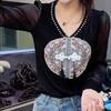 Neues Frühling Sommer T-Shirt Mode Chic V-Ausschnitt Nagelperlen Knopf Stickerei Locker Vielseitig Chinesischer Stil Top