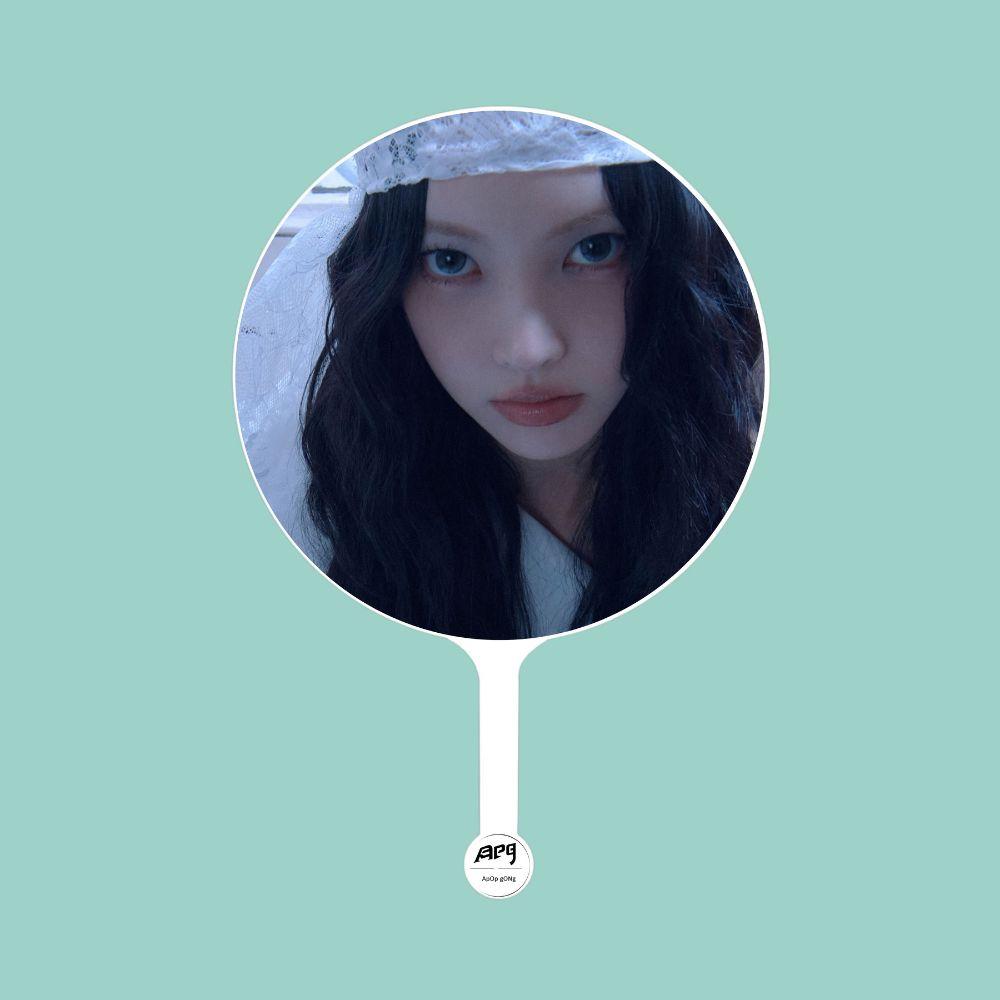 ILLIT × ApopGong(MAMIHLAPINATAPAI)эксклюзивный ИЗОБРАЖЕНИЕ ПИКЕТ Yunah