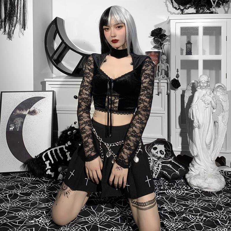 Gothic Vintage Ausgeschnittenes Samt T-Shirt Langarm zum Schnüren Crop Tops