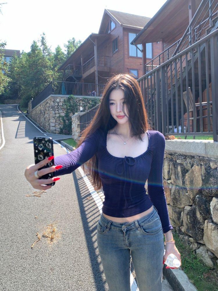Koreanischer Stil Quadratischer Ausschnitt Langarm Enganliegend Geripptes T-Shirt für Damen - Herbst Winter Bindung Vielseitiges Oberteil