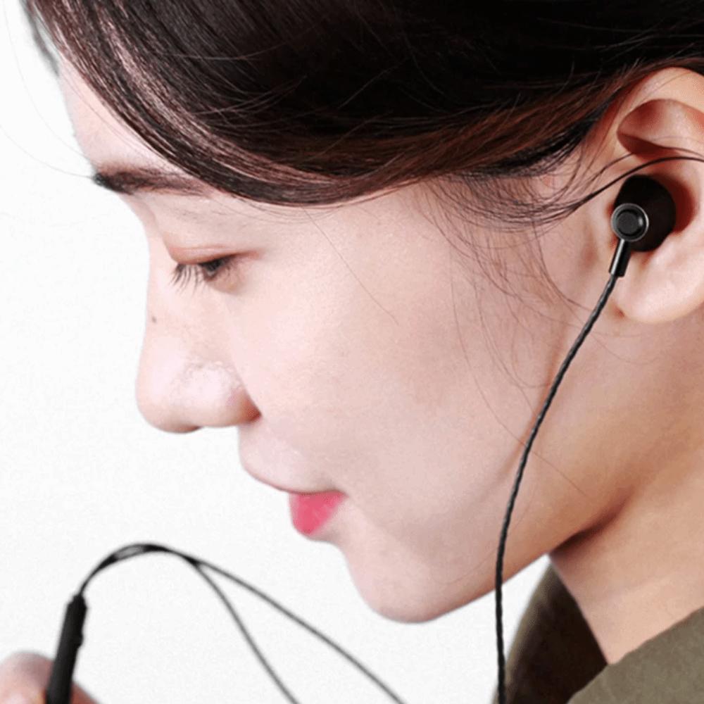 Wire Control Wired Earphone Type C Wired Headset In Ear Earphones  Phone/tablet/laptop