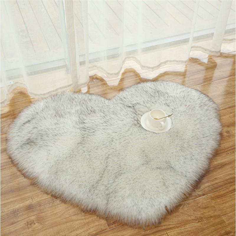 Nordic Heart-Shaped Plush Carpet - Thick Imitation Wool for Bedroom or Bay Window