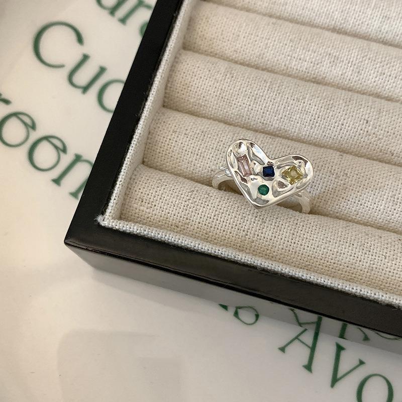 

Heart Lovely Shaped Copper Ring For Women With Charming And Stylish Features For Daily Wear