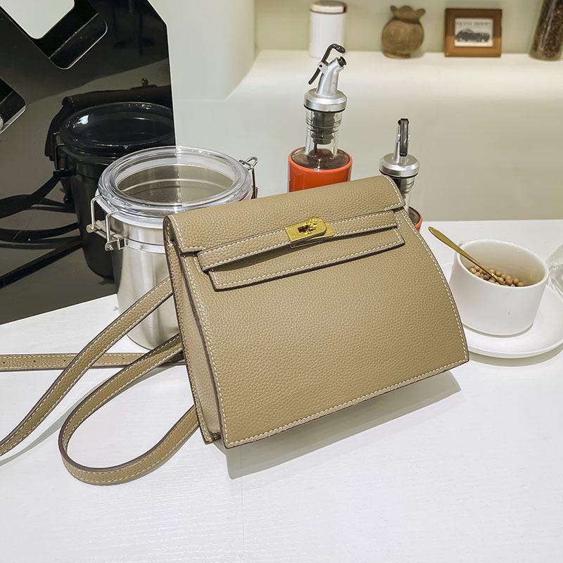 

Женская универсальная сумка через плечо и через плечо из мягкой кожи, осень/зима 2024 года, маленькая квадратная сумка хаки