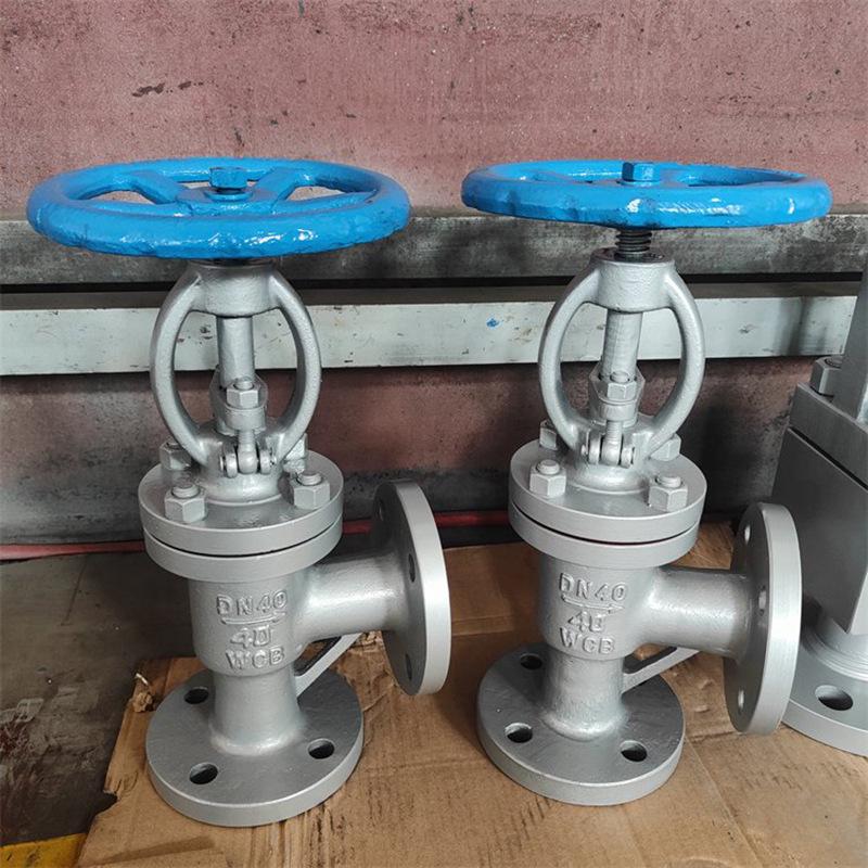 Industrial DN100 Low-Temperature Liquid Ammonia Angle Globe Valve J44B