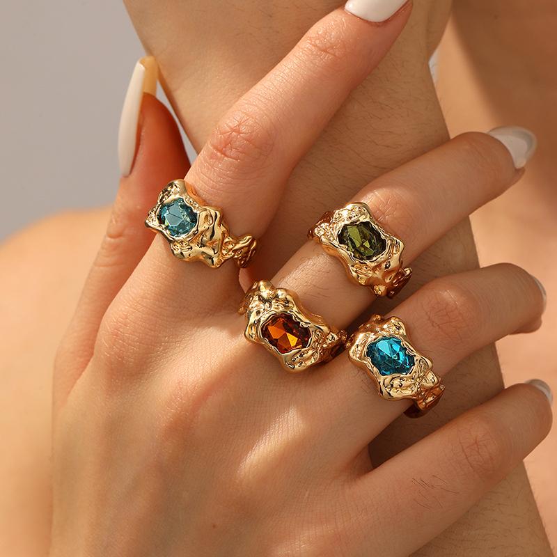 

Fashion Liquid Wind Crystal Opened Rings Set for Women Punk texture Irregular Personality Finger Ring Party Daily Jewelry