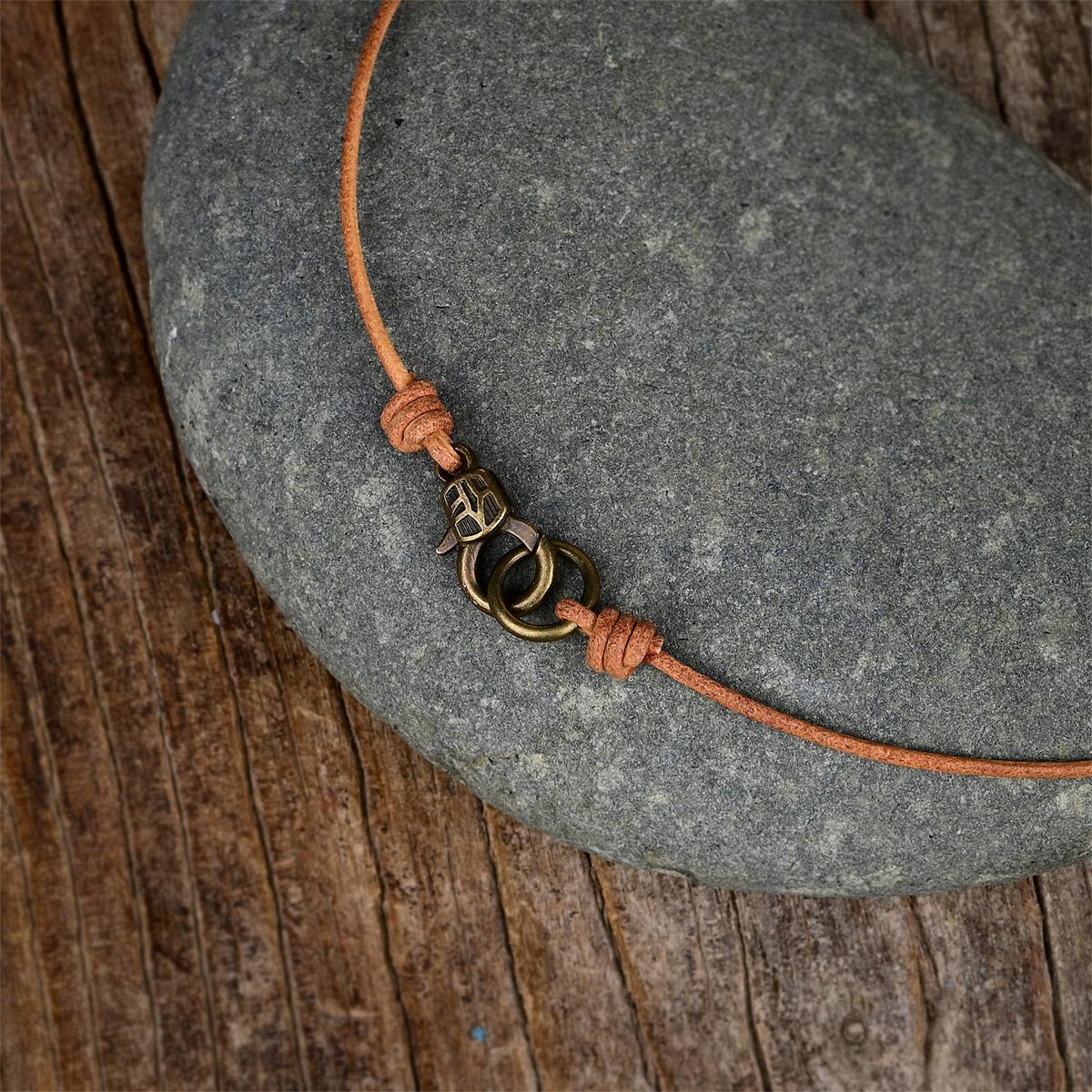 Ожерелье из бисера с камнем бирюзового цвета. Одна круглая бусина ручной работы на мягком — фото 4