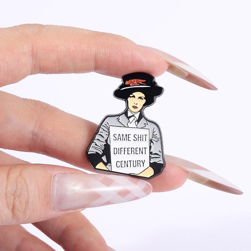 Gleicher Scheiß Anderes Jahrhundert Emaille Anstecknadeln Feminismus Zitat Broschen Reversabzeichen Feministischer Schmuck Geschenk für Freunde
