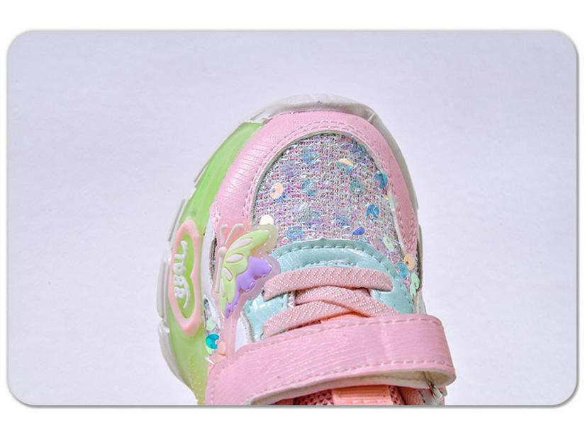Glowing 2025 Spring/Autumn Light-Up Velcro Sports Shoes for Girls - Cartoon Design and Running Comfort