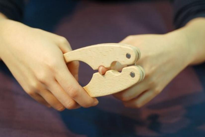 Nail Massage Tool Made from Domestic Thinned Wood for Nail (medium Size) [Tool Massage]