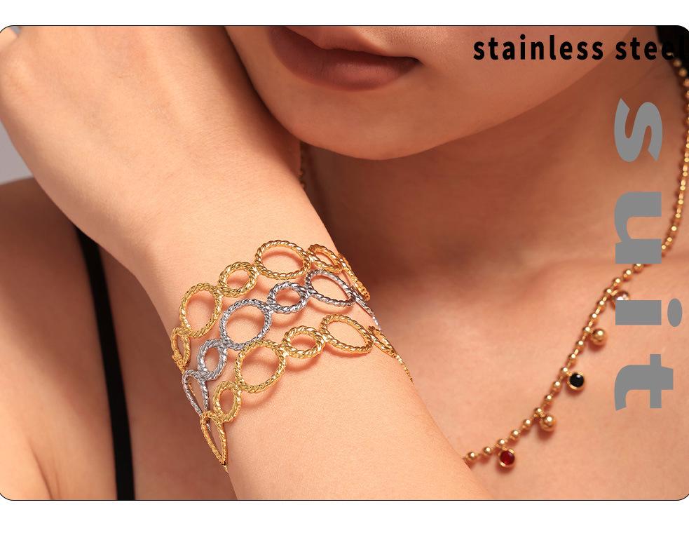Qiong Yao Openwork Spliced Ring Bangle: European & American Style, 18K Gold-Plated Stainless Steel Bracelet