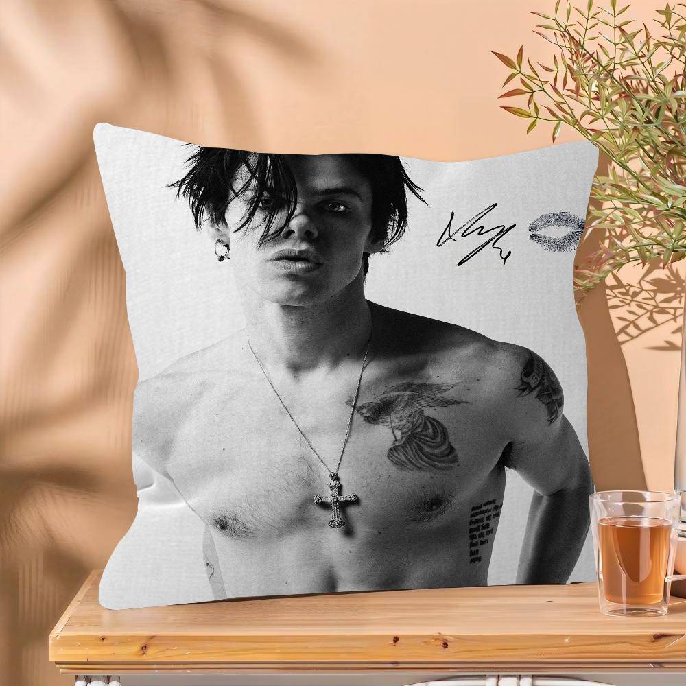 Popular Music Singer YYungblud Maple Design Cushion Cover Happy Autumn Harvest decor Holiday Decorati Pillow Cover