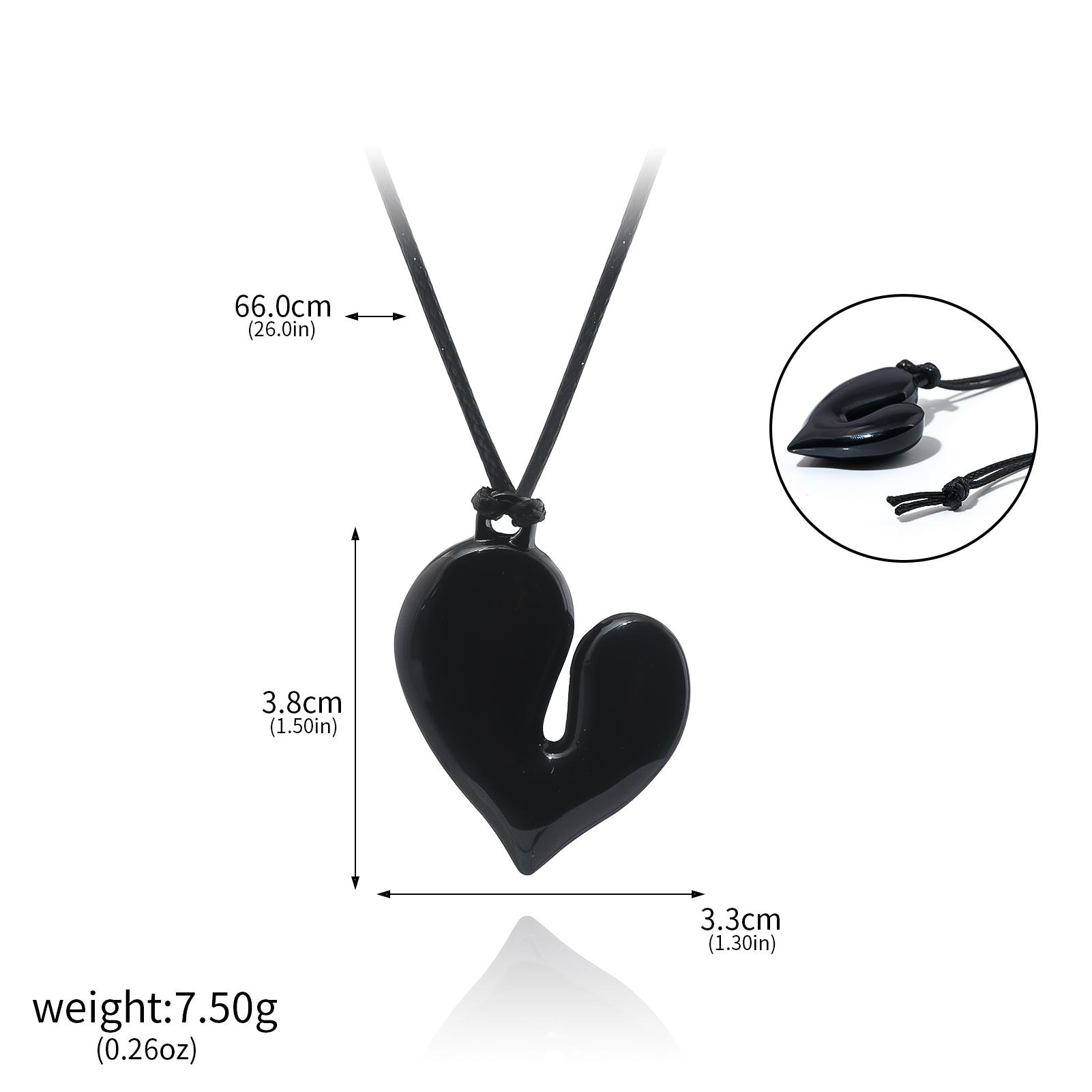 Red Heart Pendant Necklace Vintage 80s Aesthetic Love Inspired Necklace New Trendy Romantic Heart Necklace For Women Jewelry