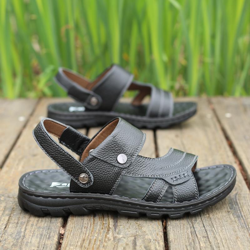 Fashion Sandals Men 2025 Summer New Non-slip Leather Beach Shoes Men Soft Sole Wear-resistant Casual Dual-use Leather Slippers