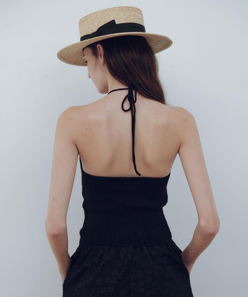 Yulago Riley Halter Neck Knit Top
