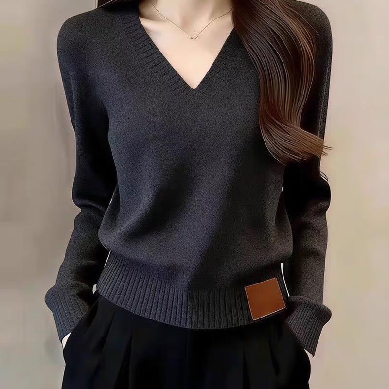 ZOSOUL Minimalist V-Neck Ribbed Knit Sweater