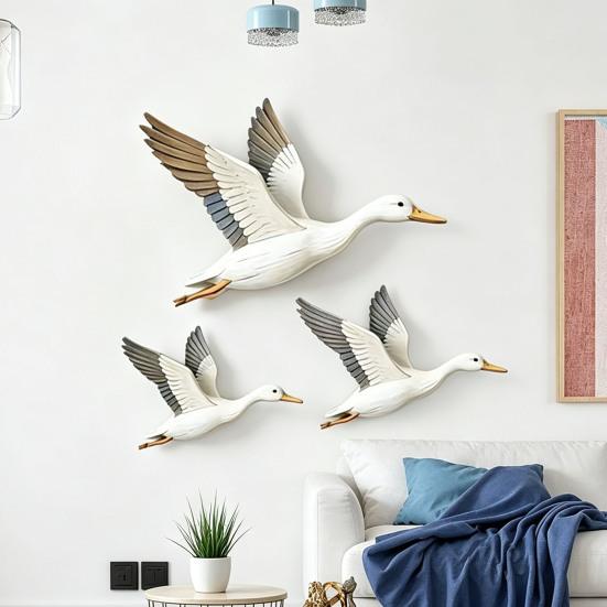 3 Pcs Wooden Duck Wall Decor Rustic Flying Birds Wall Art Vintage Farmhouse Hanging Ornaments for Living Room Bedroom Office