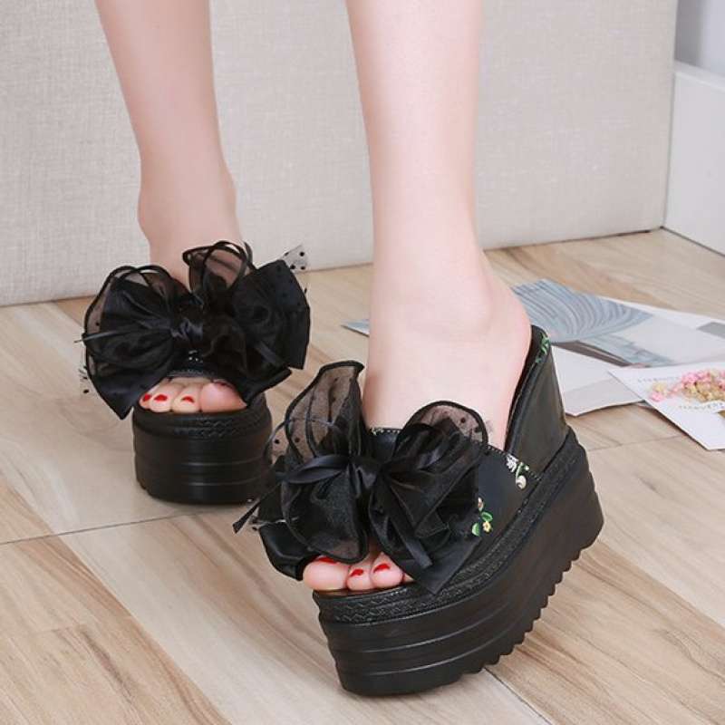 Slippers Women's Outer Wear 2020 Summer New Fashion Versatile Cross High Heel Thick Bottom Slope Heel Heightening Sandals Tide