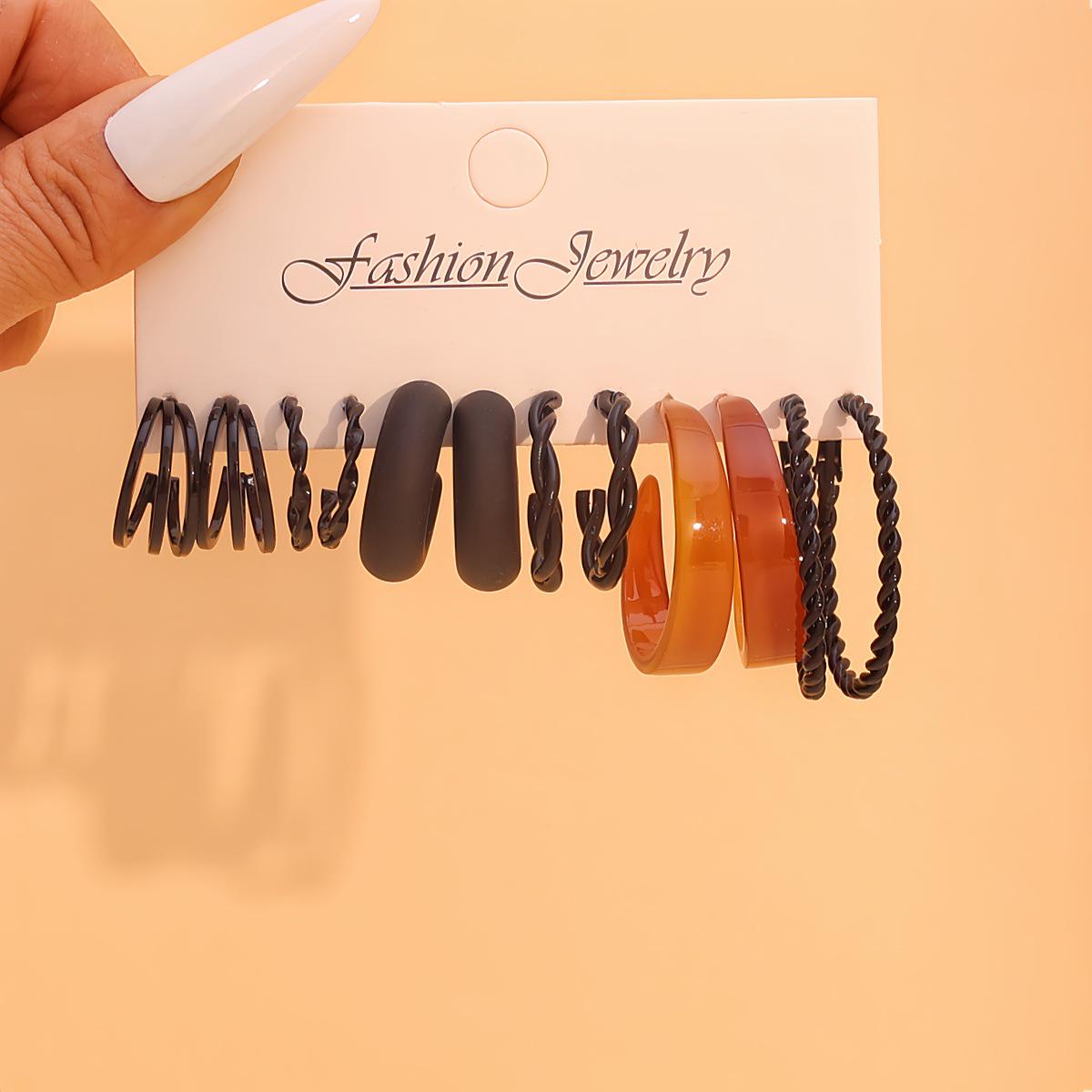 Trendy European & American Style Large C-Shaped Black Hoop Earrings for Women