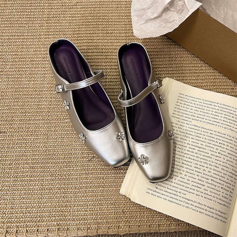 Versatile one-word buckle half slippers women's rhinestone square head inner height increase shallow mouth soft leather bag head sandals bright