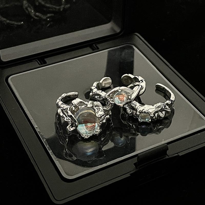 Niche Design Sense Ring Female Personality Opening Moonstone High Sense Opal Light Luxury Cold Wind Index Finger
