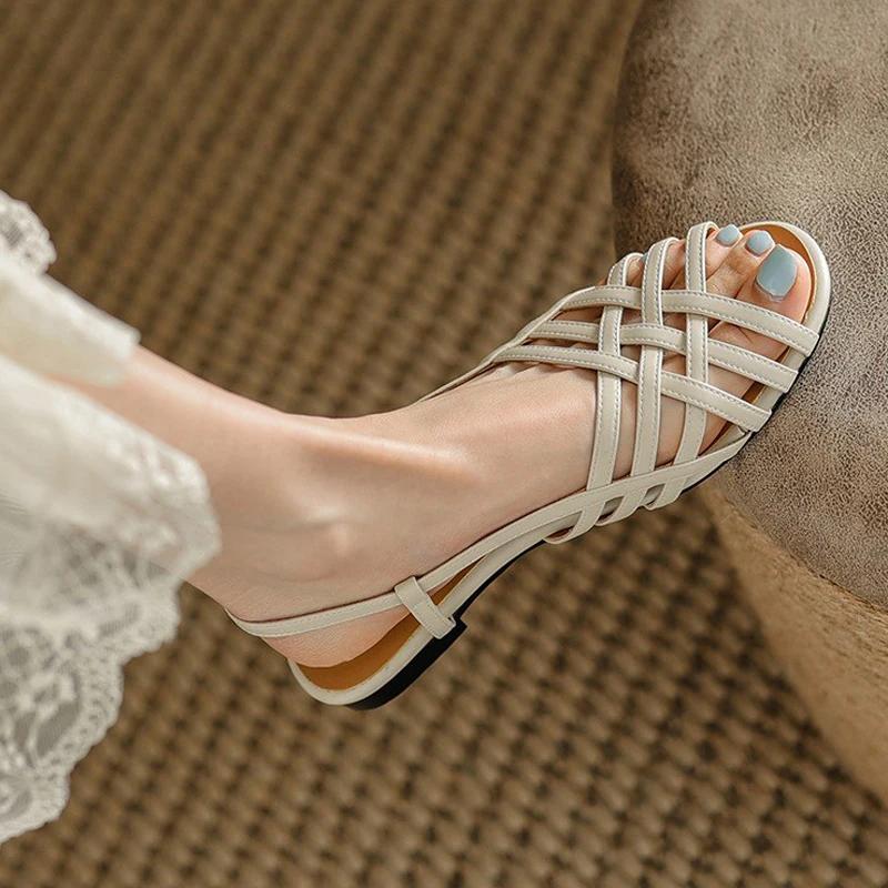 Fashion 2024 Hot Sale Ladies Shoes Peep Toe Women's Sandals Outdoor Daily Sandals Women Narrow Band Buckle Strap Flat with Shoes Women