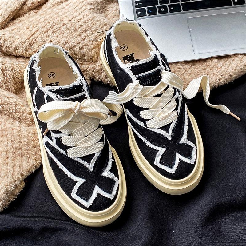 Vintage Men Tassel Canvas Shoes New Platform Sneakers Flat Non-slip Skateboard Shoes Male Lace-up Casual Shoes Tenis Para Hombre