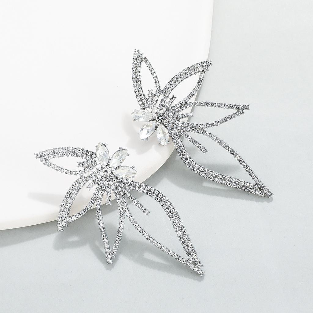 Women's Personality Fashion Big Earrings with Full Rhinestones Inlaid Maple Leaf Shape Luxury Stud Earrings for Party Wedding